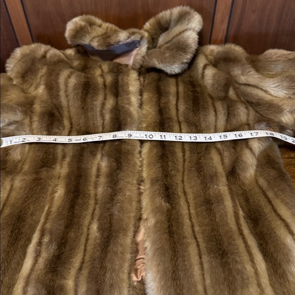 LOFT Tan Faux Fur Jacket - Picture 9 of 9